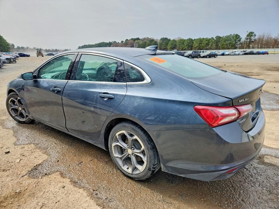 2020 CHEVROLET MALIBU LT 2