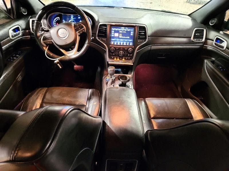 2018 JEEP GRAND CHEROKEE OVERLAND 8