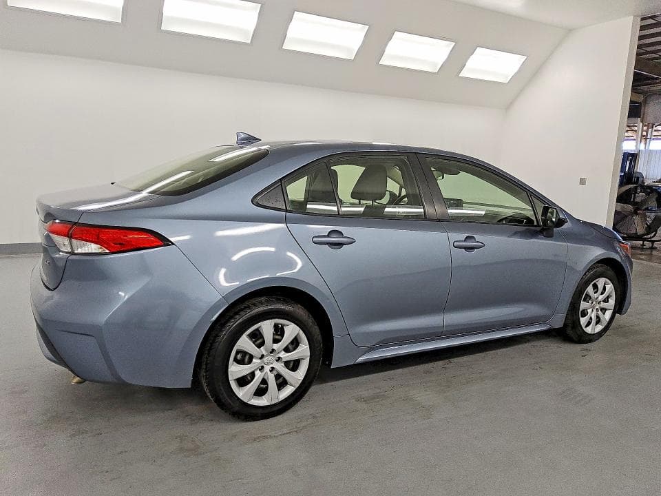 2022 TOYOTA COROLLA LE 3