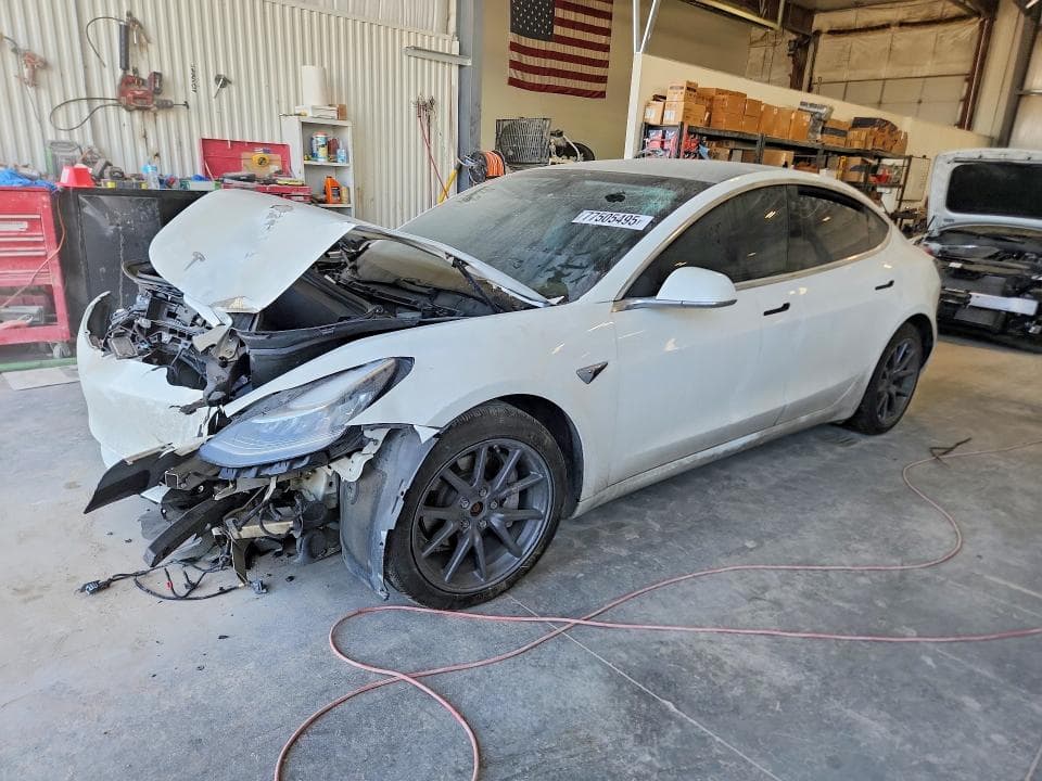 2020 TESLA MODEL 3 - 1