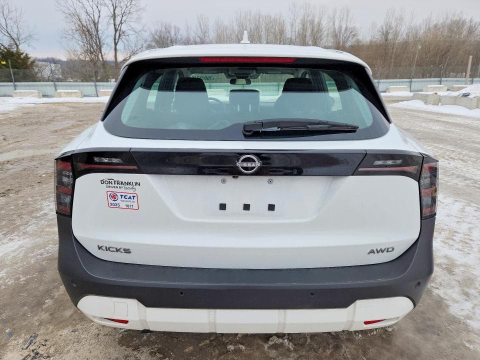2025 NISSAN KICKS S 6