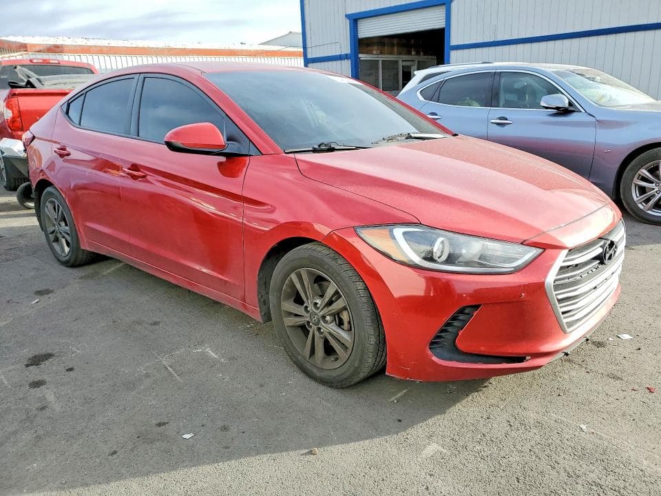 2018 HYUNDAI ELANTRA SEL 4