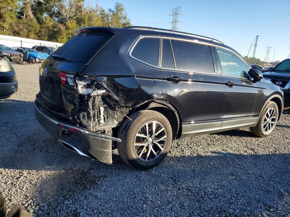 2021 VOLKSWAGEN TIGUAN SE 3