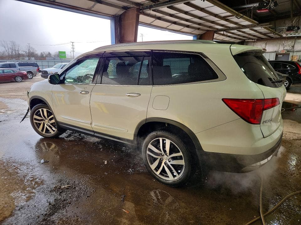 2017 HONDA PILOT TOURING 2