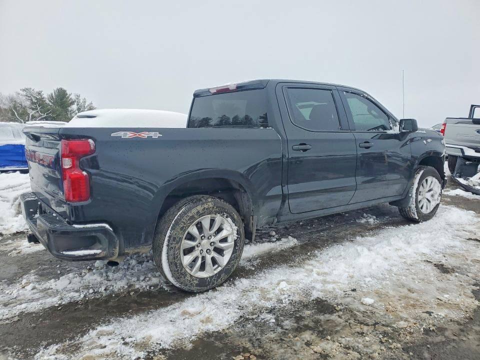 2022 CHEVROLET SILVERADO K1500 CUSTOM 3