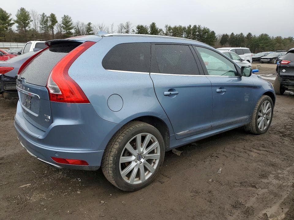 2017 VOLVO XC60 T5 INSCRIPTION 3