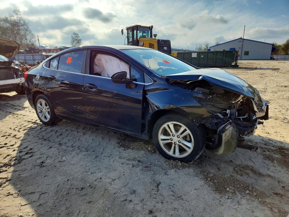 2017 CHEVROLET CRUZE LT 4