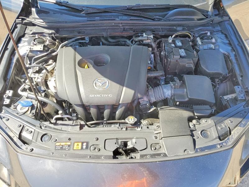 2021 MAZDA 3 PREMIUM 11