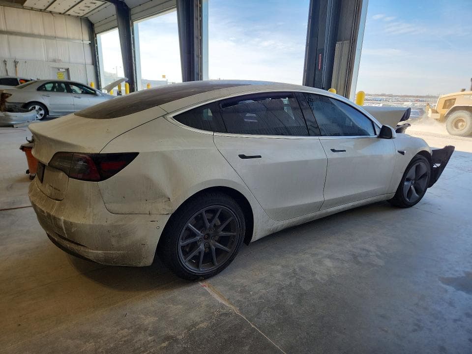 2020 TESLA MODEL 3 3