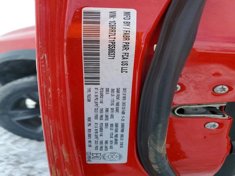 2023 RAM TRUCKS 1500 CLASSIC SLT 14