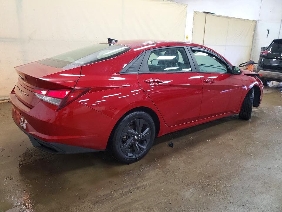 2021 HYUNDAI ELANTRA SEL 3