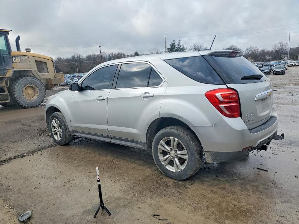 2017 CHEVROLET EQUINOX LS 2