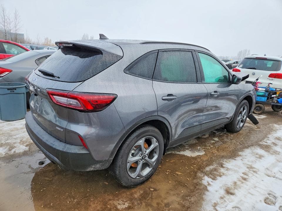 2026 FORD ESCAPE ST LINE 3