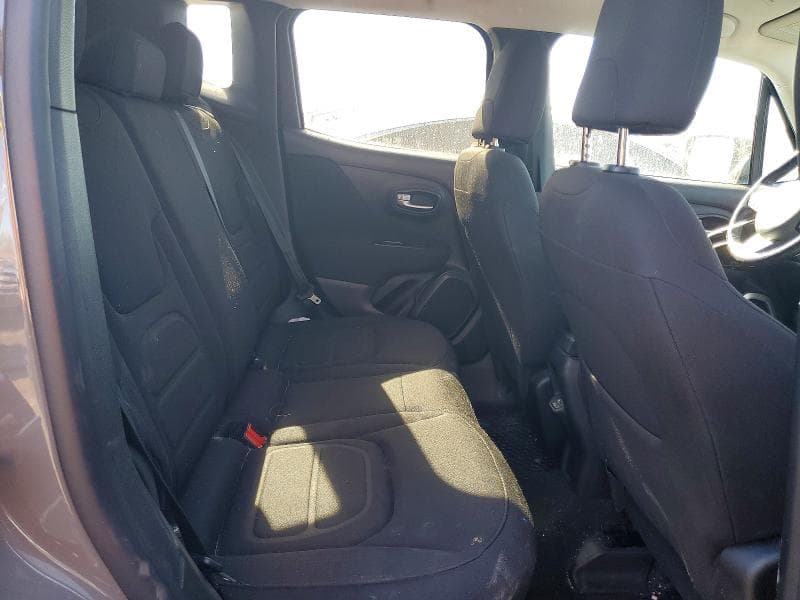 2019 JEEP RENEGADE LATITUDE 11