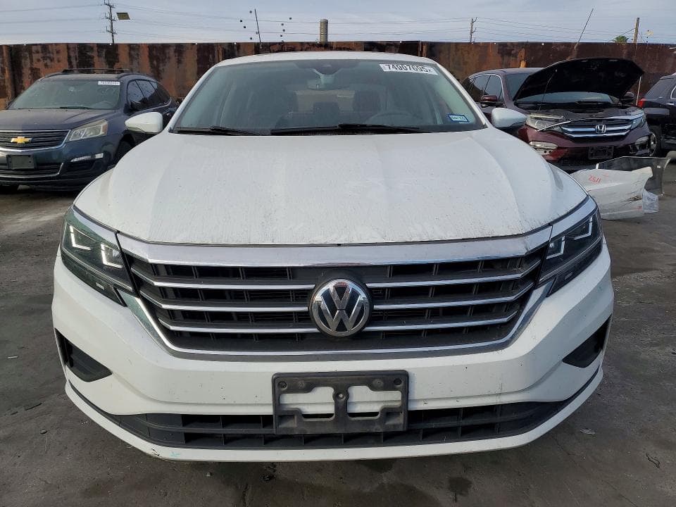 2021 VOLKSWAGEN PASSAT SE 5