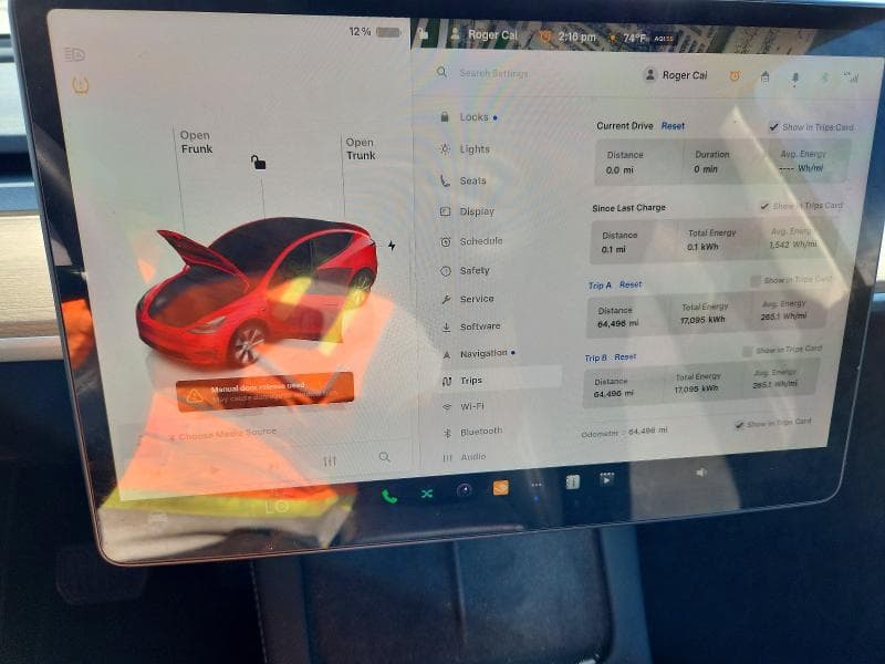 2023 TESLA MODEL Y 9
