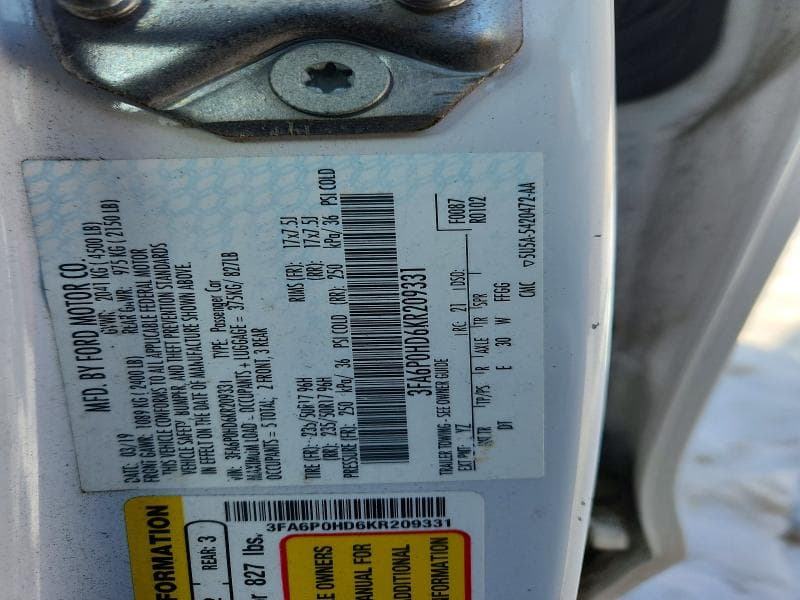 2019 FORD FUSION SE 13