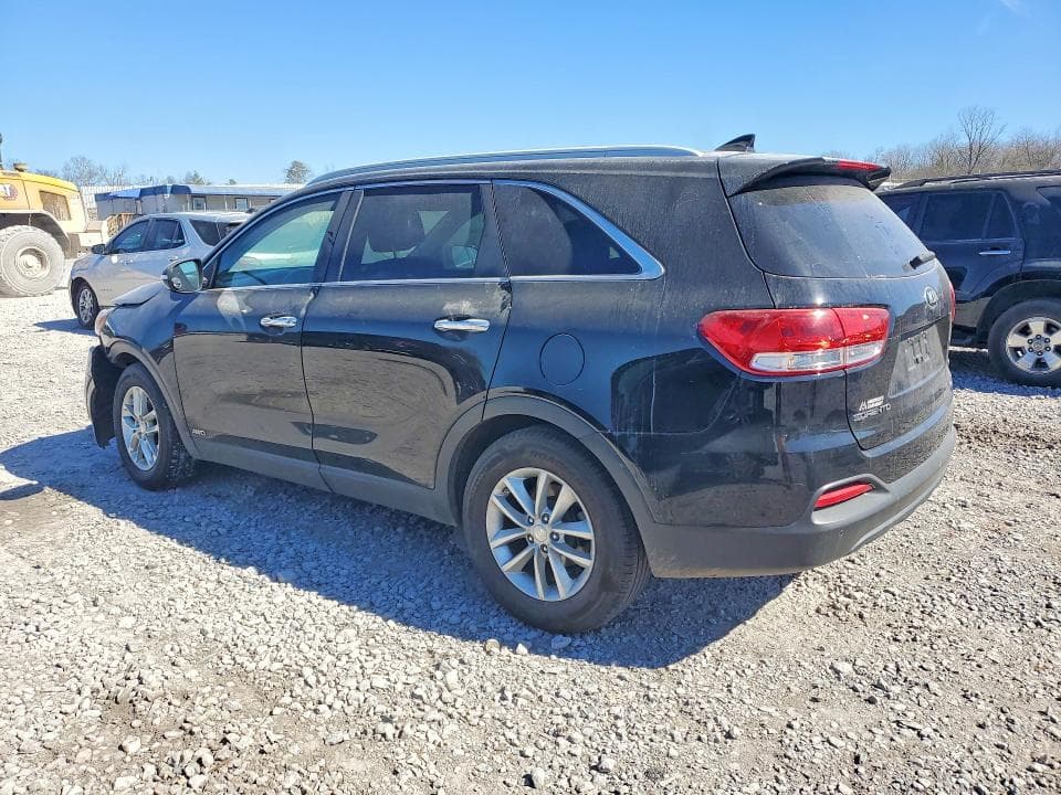 2017 KIA SORENTO LX 2