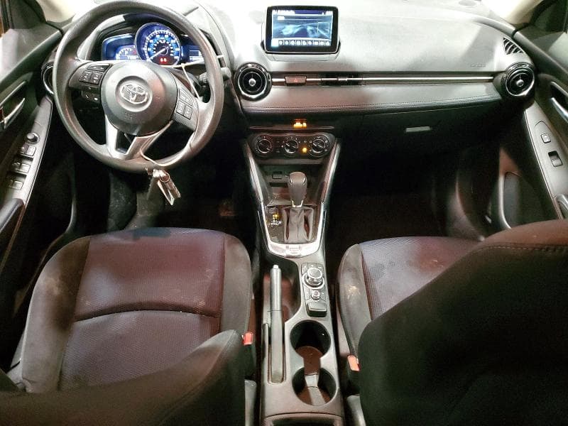 2017 TOYOTA YARIS IA BASE 8