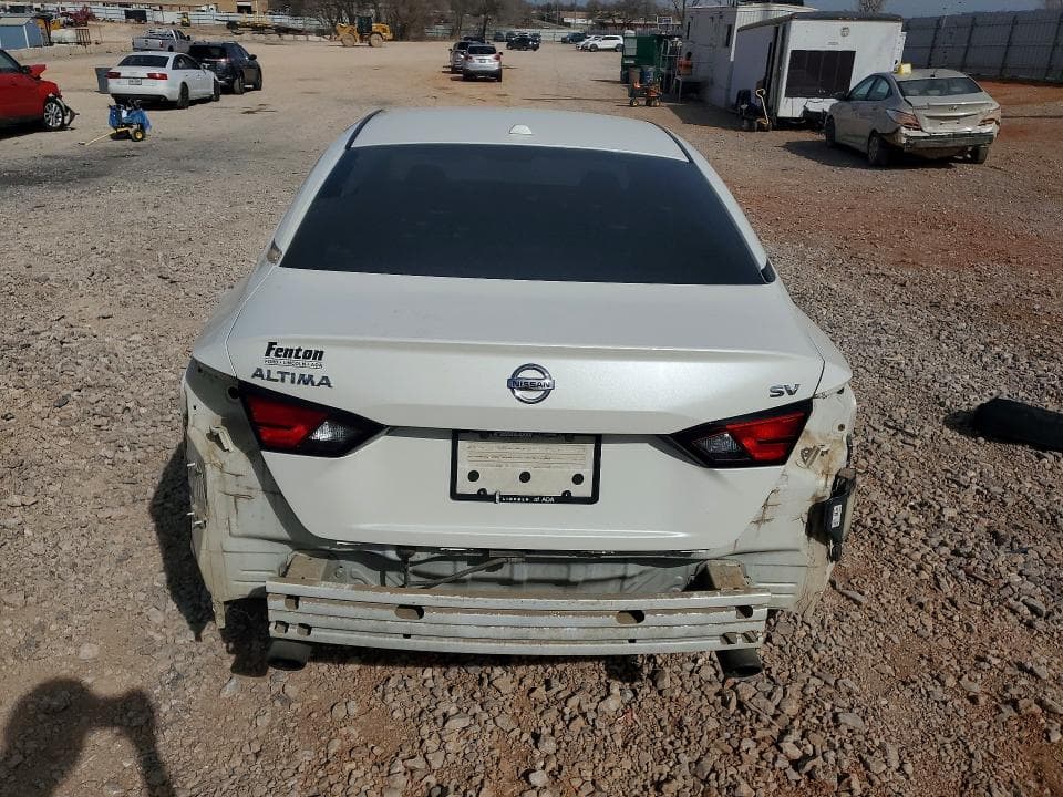 2019 NISSAN ALTIMA SV 6