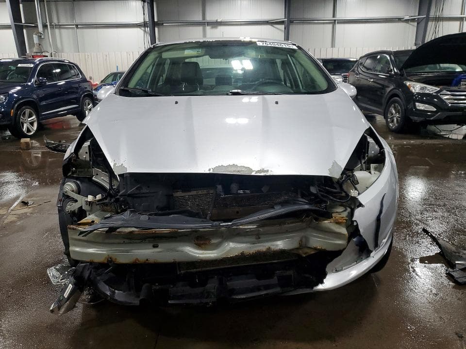 2017 FORD FIESTA SE 5