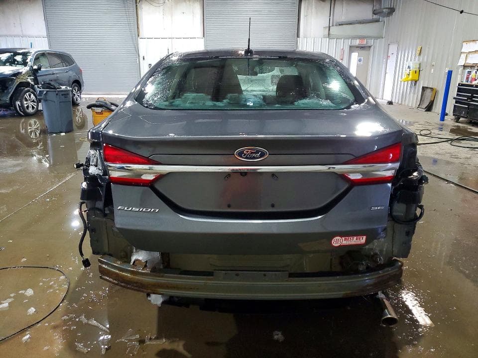 2017 FORD FUSION SE 6