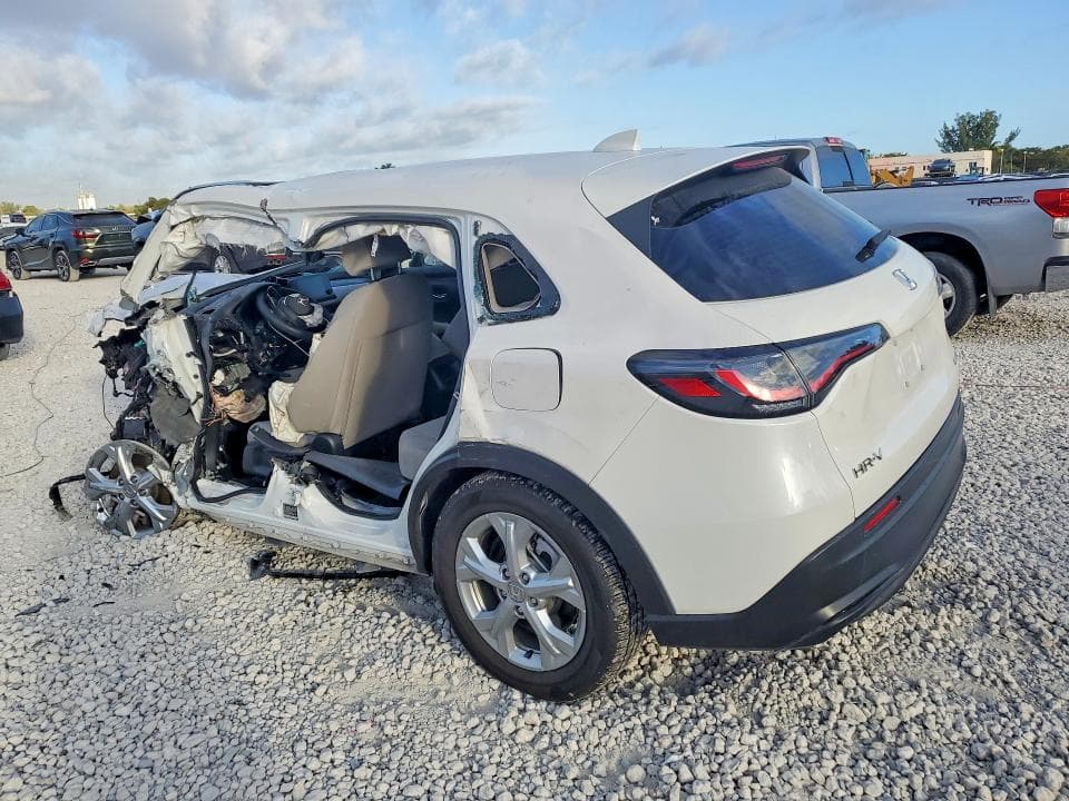 2025 HONDA HR-V LX 2
