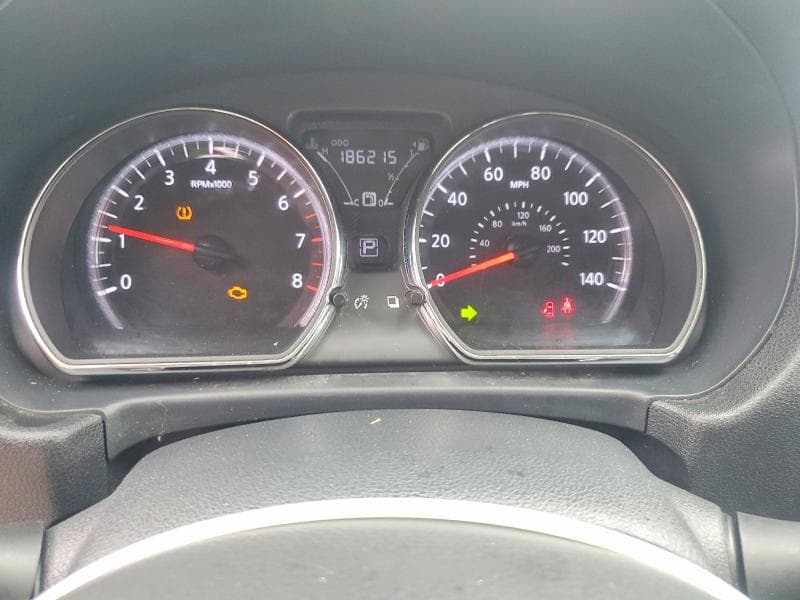 2018 NISSAN VERSA S 9