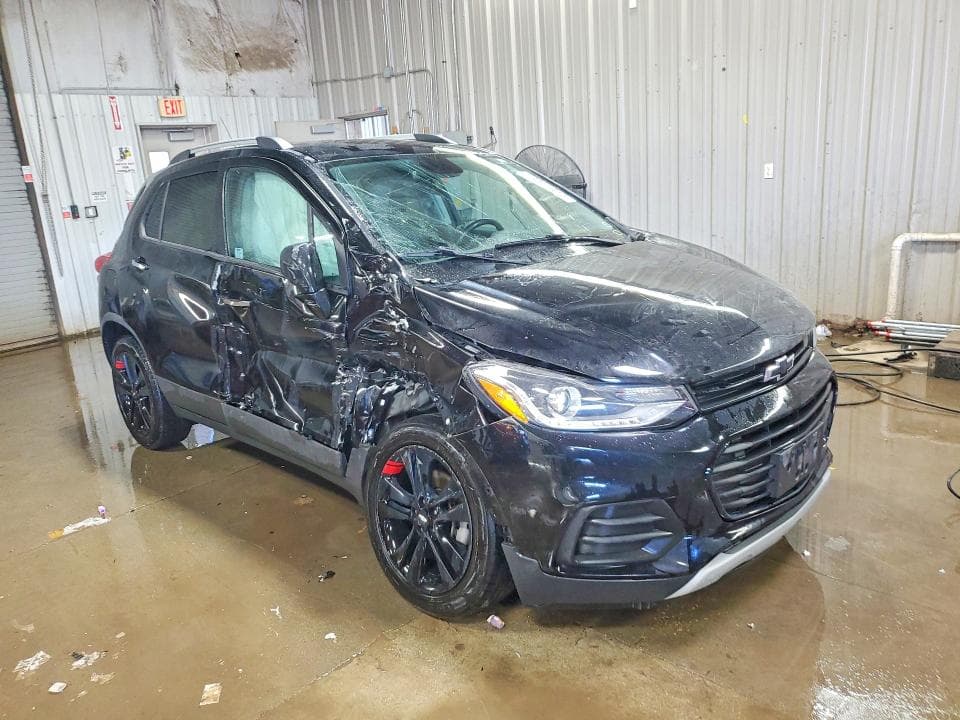 2019 CHEVROLET TRAX 1LT 4