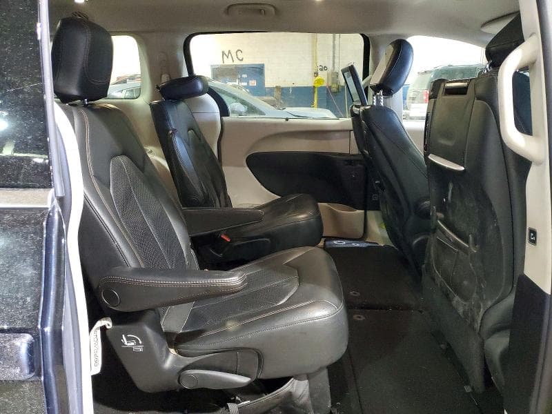 2017 CHRYSLER PACIFICA TOURING L PLUS 11