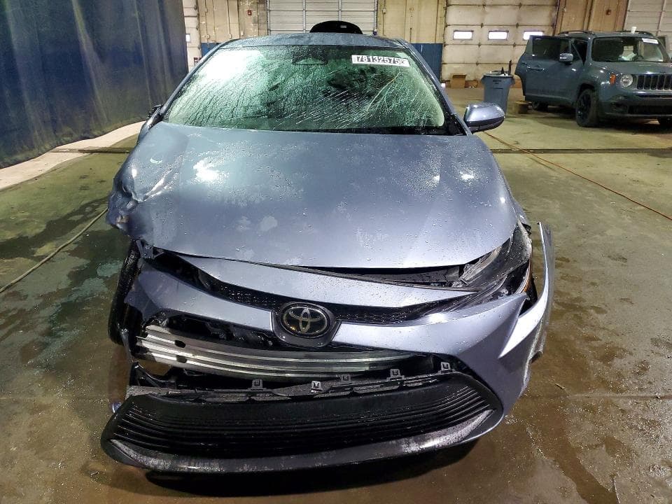 2026 TOYOTA COROLLA LE 5