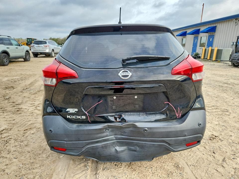 2020 NISSAN KICKS S 6