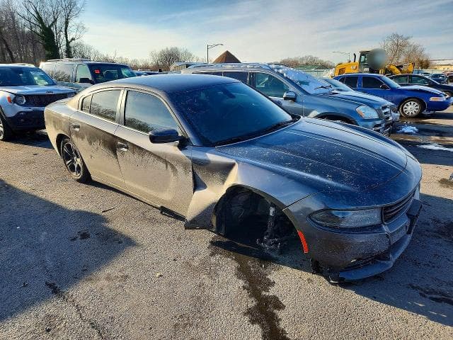 2019 DODGE CHARGER SXT 4