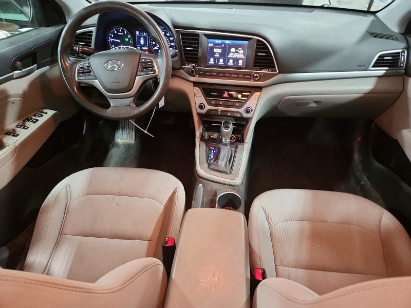 2018 HYUNDAI ELANTRA SEL 8