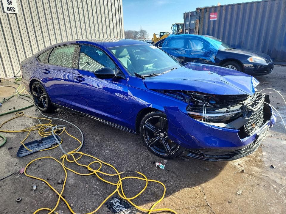 2023 HONDA ACCORD HYBRID SPORT-L 4