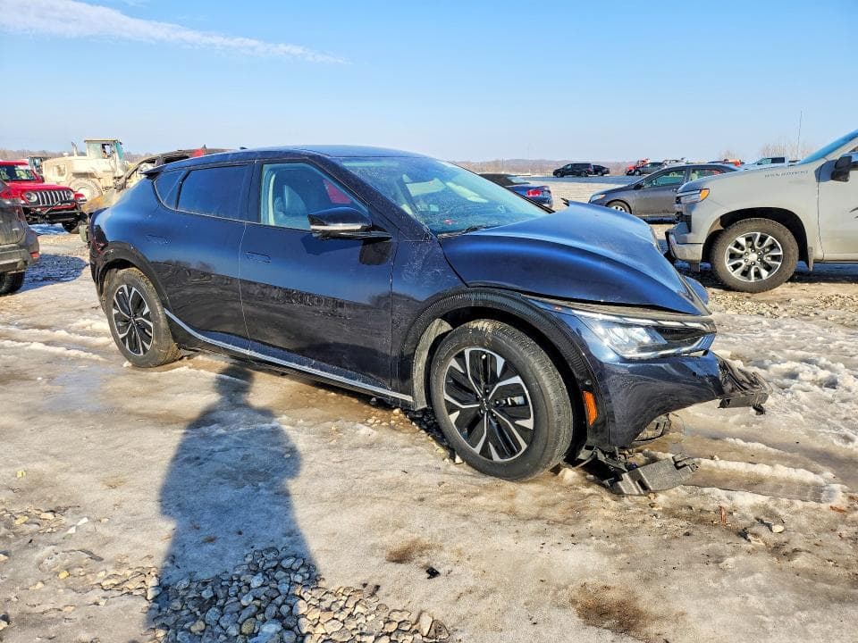 2022 KIA EV6 LIGHT 4