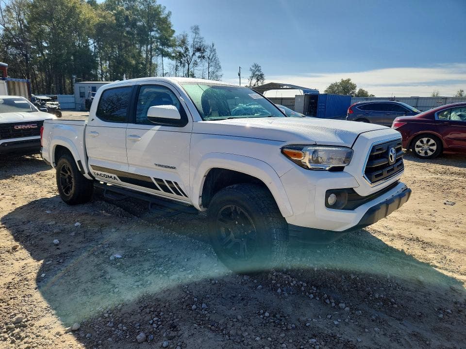 2017 TOYOTA TACOMA SR5 V6 4