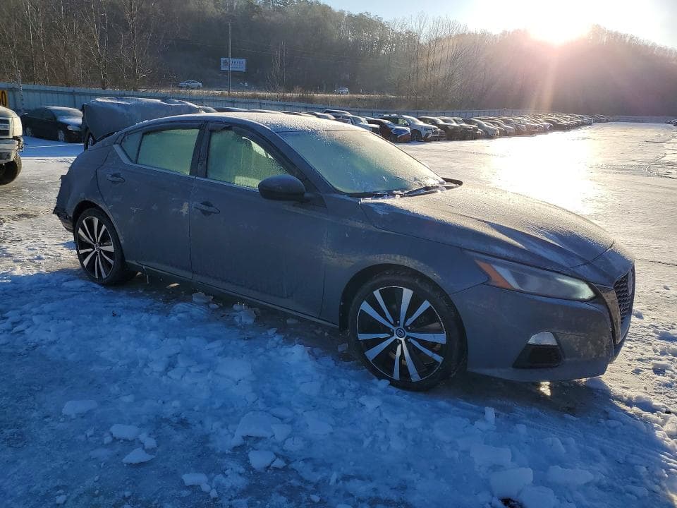 2020 NISSAN ALTIMA SR 4