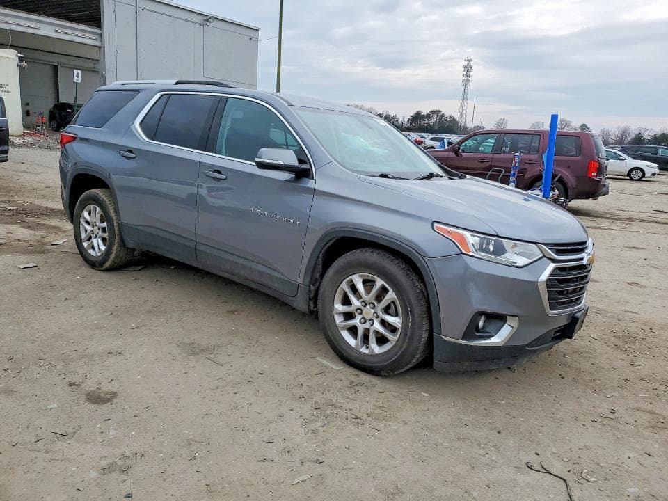 2018 CHEVROLET TRAVERSE LT 4