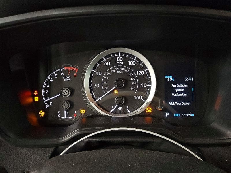 2022 TOYOTA COROLLA LE 9