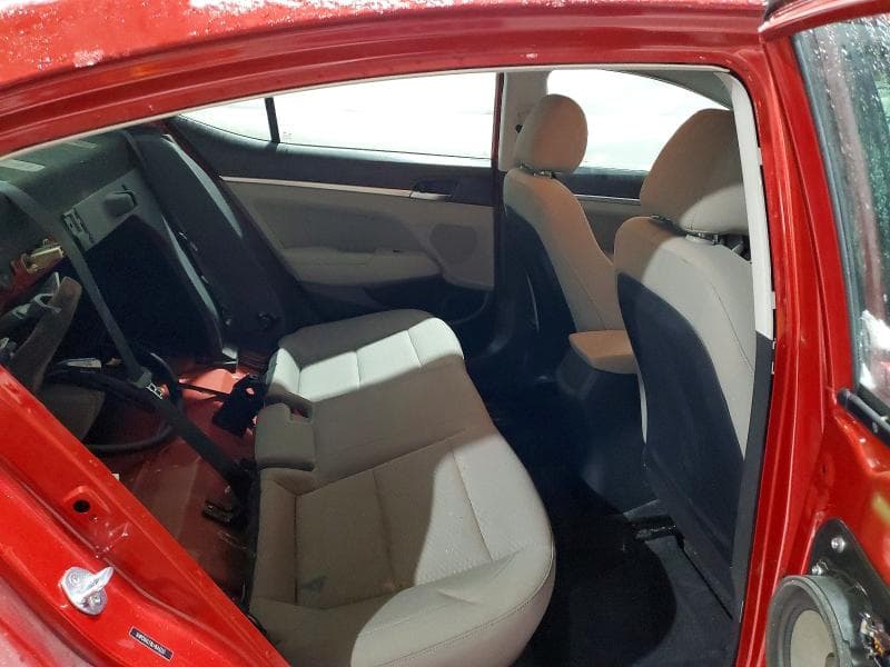 2020 HYUNDAI ELANTRA SEL 10