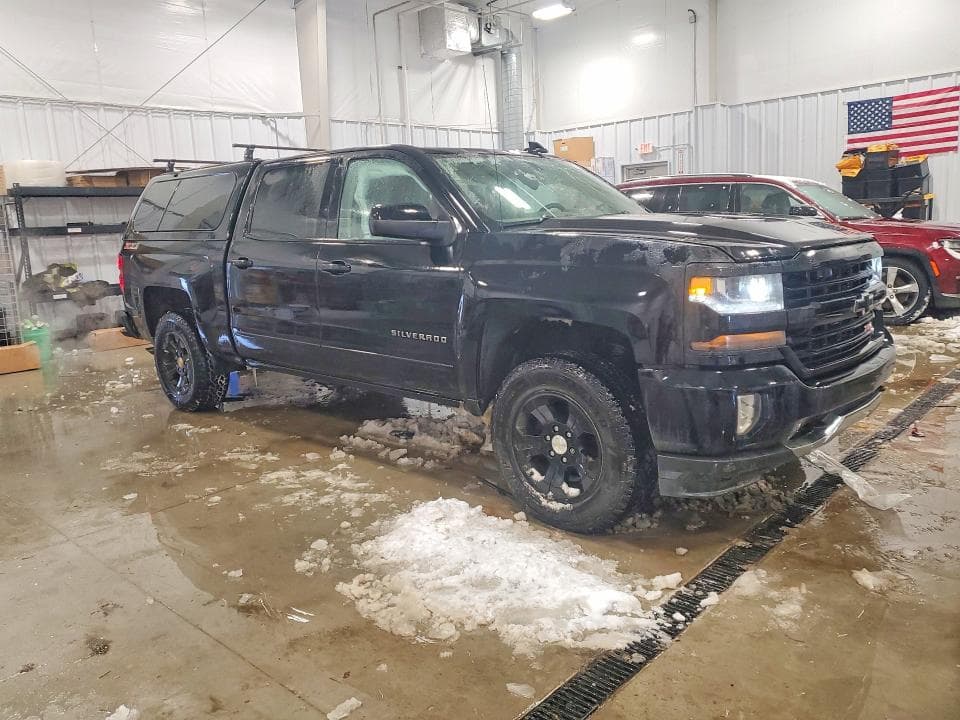 2017 CHEVROLET SILVERADO K1500 LT 4