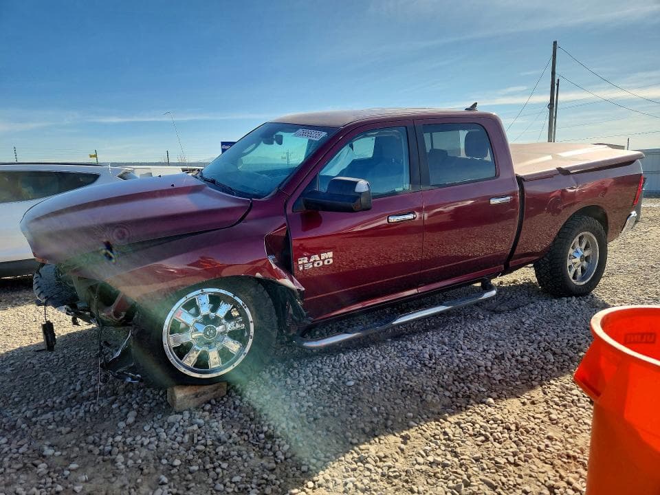 2018 RAM 1500 SLT - 1