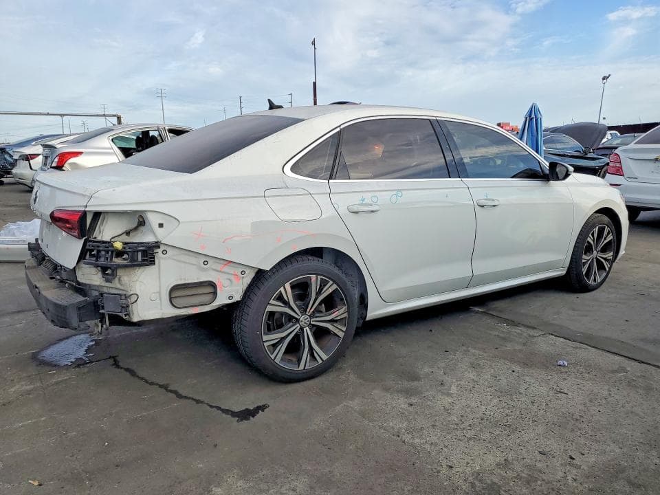 2021 VOLKSWAGEN PASSAT SE 3
