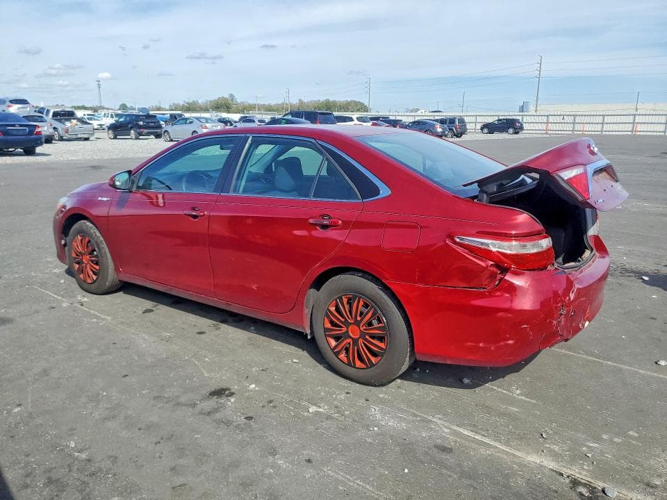 2017 TOYOTA CAMRY HYBRID 2