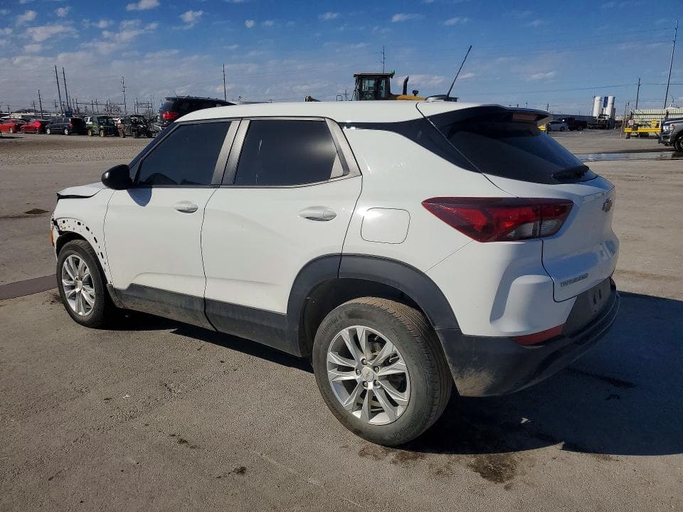 2023 CHEVROLET TRAILBLAZER LS 2