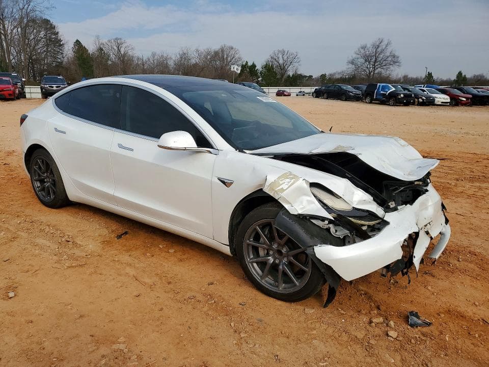 2020 TESLA 3 4