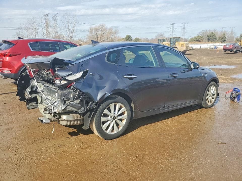 2018 KIA OPTIMA S 3