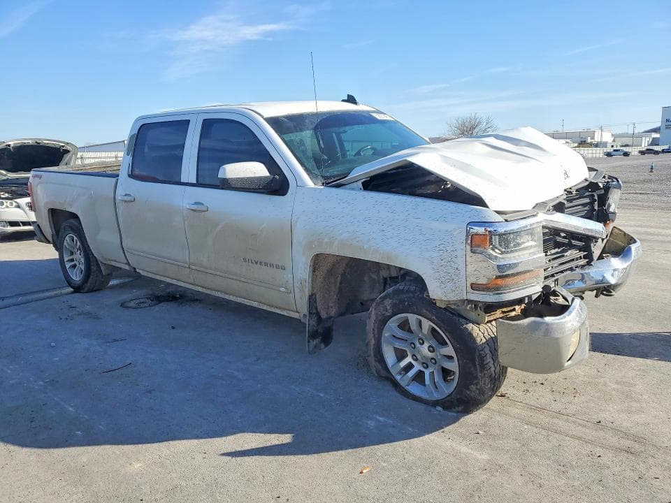 2017 CHEVROLET SILVERADO K1500 LT 4