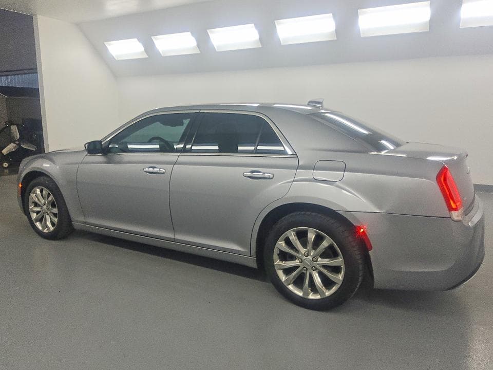 2018 CHRYSLER 300 LIMITED 2